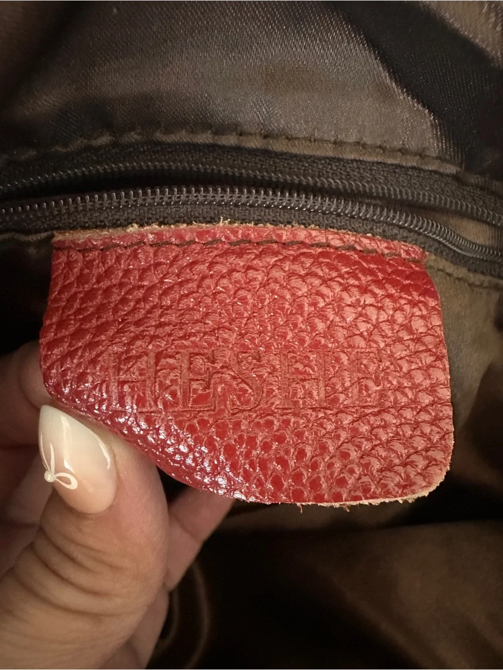 HESHE Pebble Genuine Leather Red Handbag with Top Handles and Strap - Picture 6 of 11